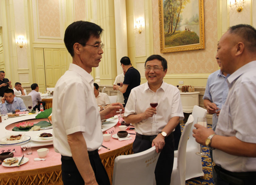 楊安民從業(yè)卅五周年系列報(bào)道--“璀璨卅五年，榮耀共分享”紀(jì)念晚宴